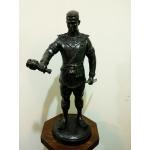 รูปหล่อ สมเด็จพระนเรศวรมหาราช พิมพ์หลั่งน้ำ ประทับยืน สูง 51cm