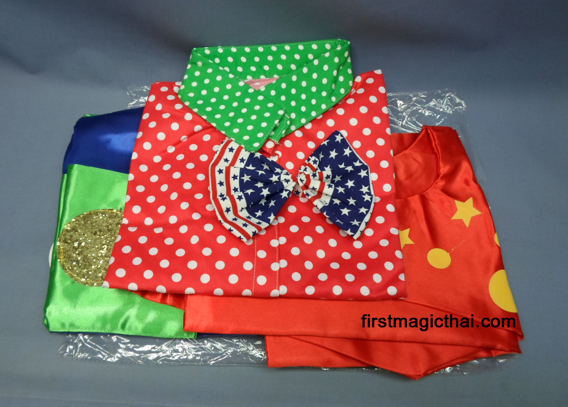 ชุดตลก เอี่ยม สีน้ำเงิน-แดง