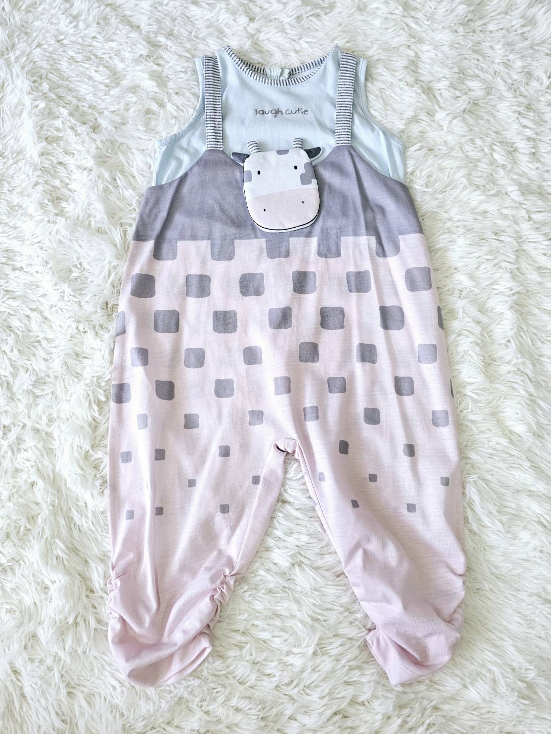 จั้มสูท/บอดี้สูท Laugh Cutie ไซส์ 3y Laugh by Chalom มือสอง เหมือนใหม่ ไม่มีตำหนิ