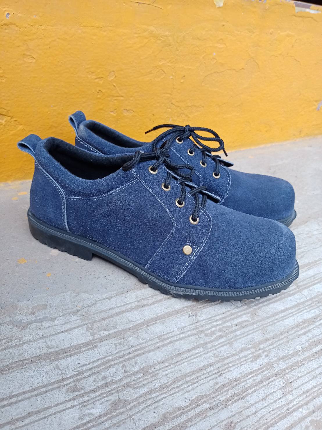 รองเท้าเซ็ฟตี้ รุ่น7ดาวหนังกลับ สีกรม มีไซส์36-45