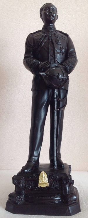 พระบรมรูป รัชกาลที่5 ประทับยืน ทองเหลือง รมดำ 9นิ้ว