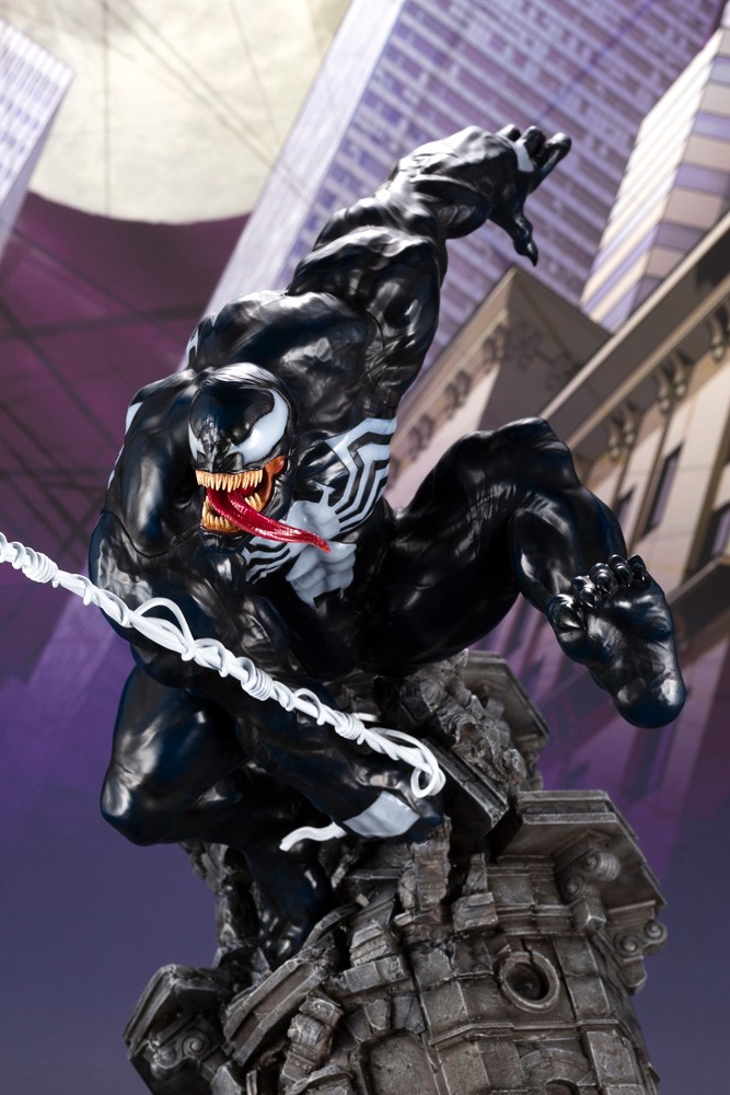 VENOM ARTFX STATUE