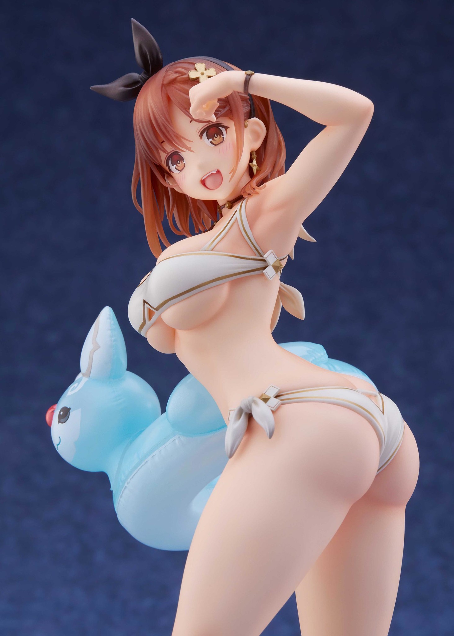 Reisalin Stout White Swimsuit ver.