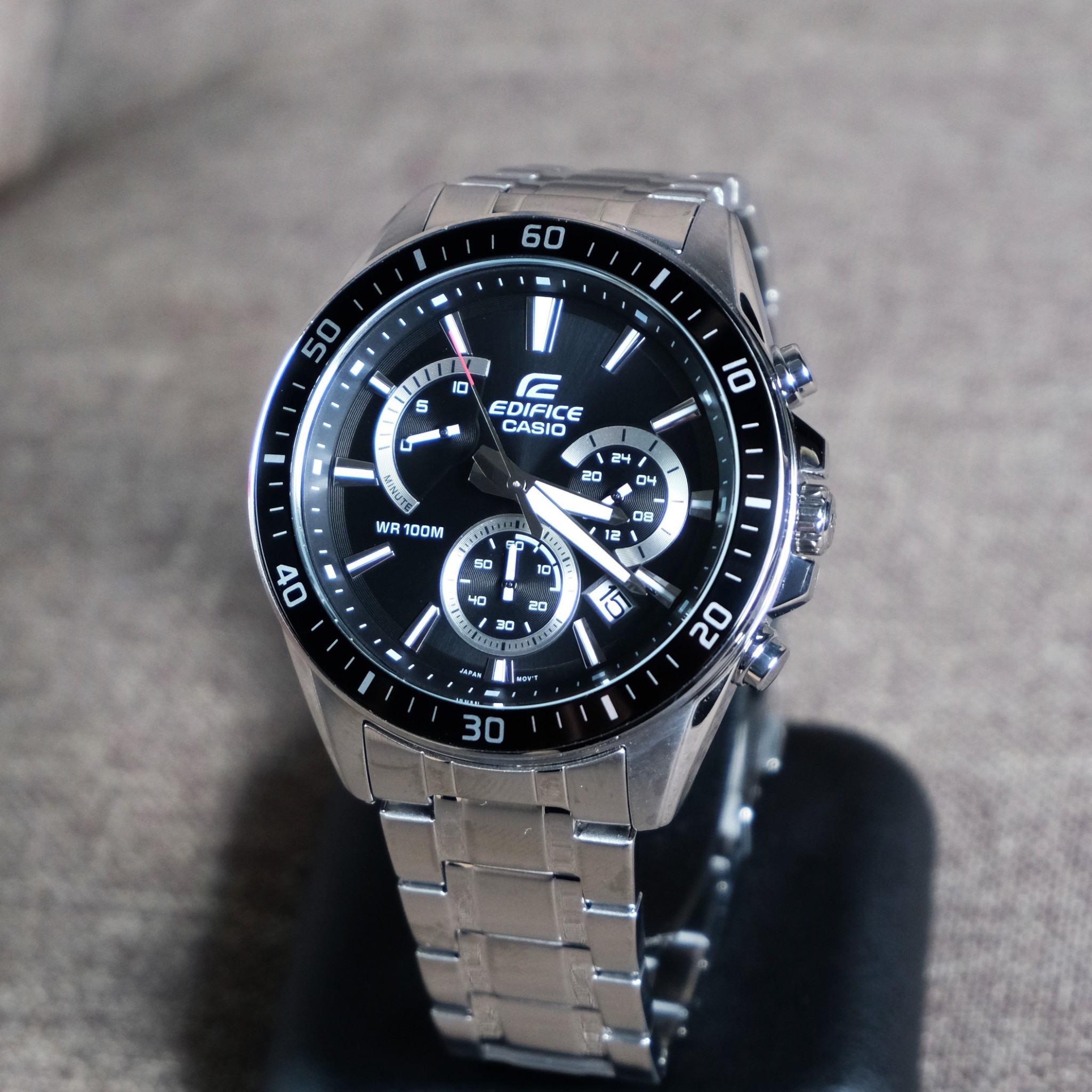 นาฬิกาผู้ชาย Casio EDIFICE รุ่น EFR-552D-1AV คาสิโอ