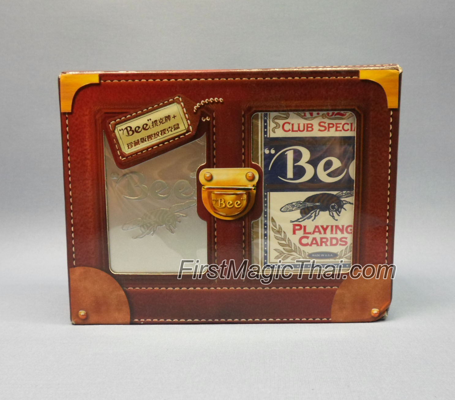 Red Bee Playing Card Set (มีกล่อง/สีแดง)