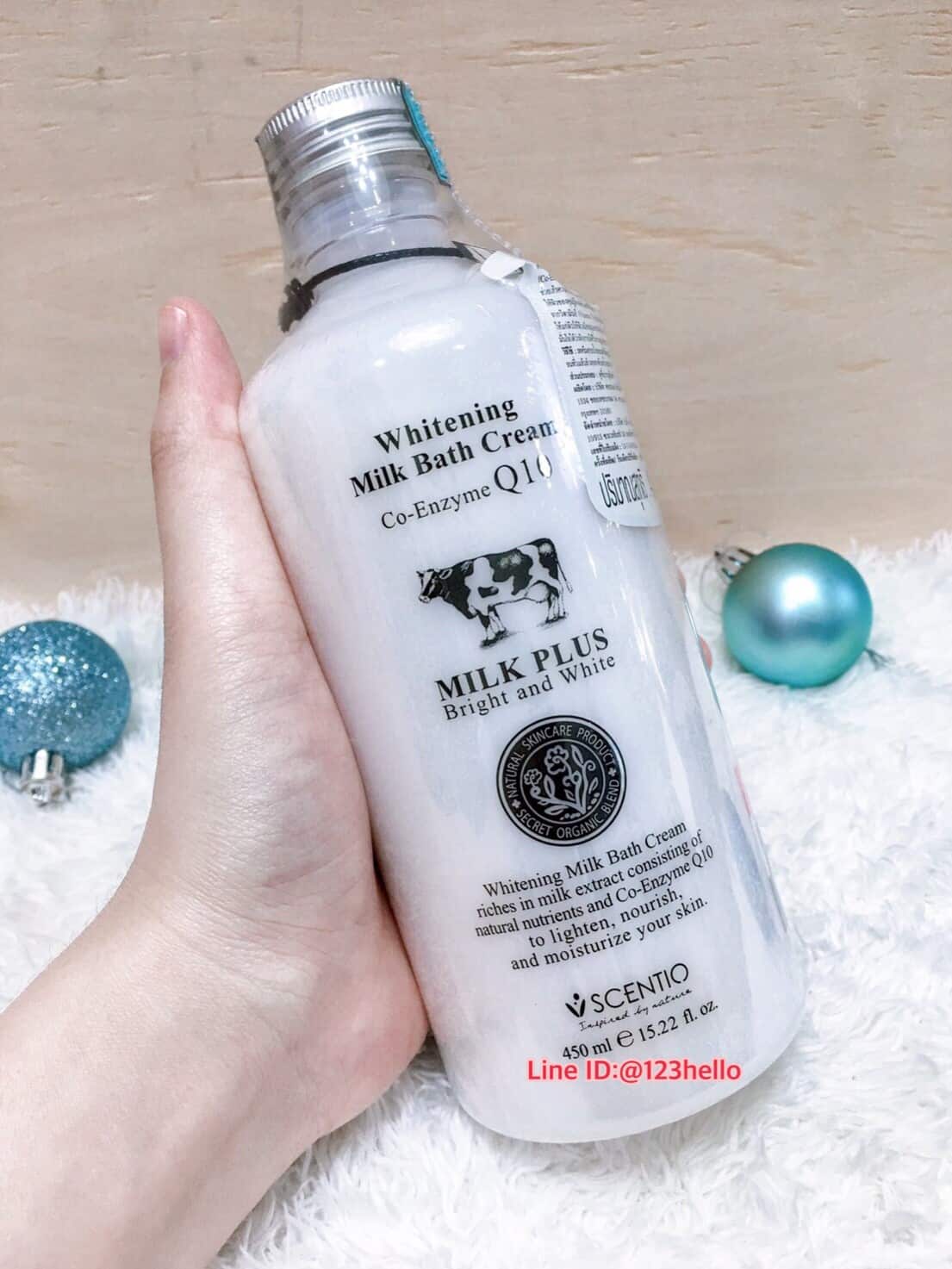 Scentio Milk Plus Bright & White Milk Bath Cream เซนทิโอ มิลค์ พลัส ไวท์เทนนิ่ง มิลค์ บาธ ครีม คิวเท็น 450 มล.