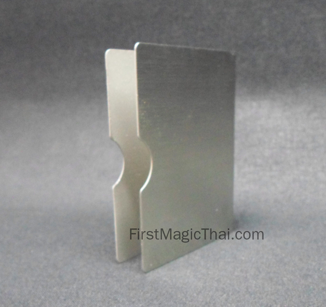 คลิปหนีบไพ่ (แบบเรียบ/ไม่มีลาย) Card Guard