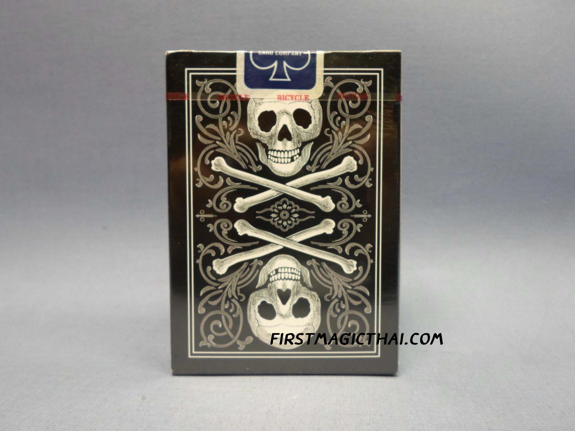 Bicycle Skull And Bones Playing Cards (Black)