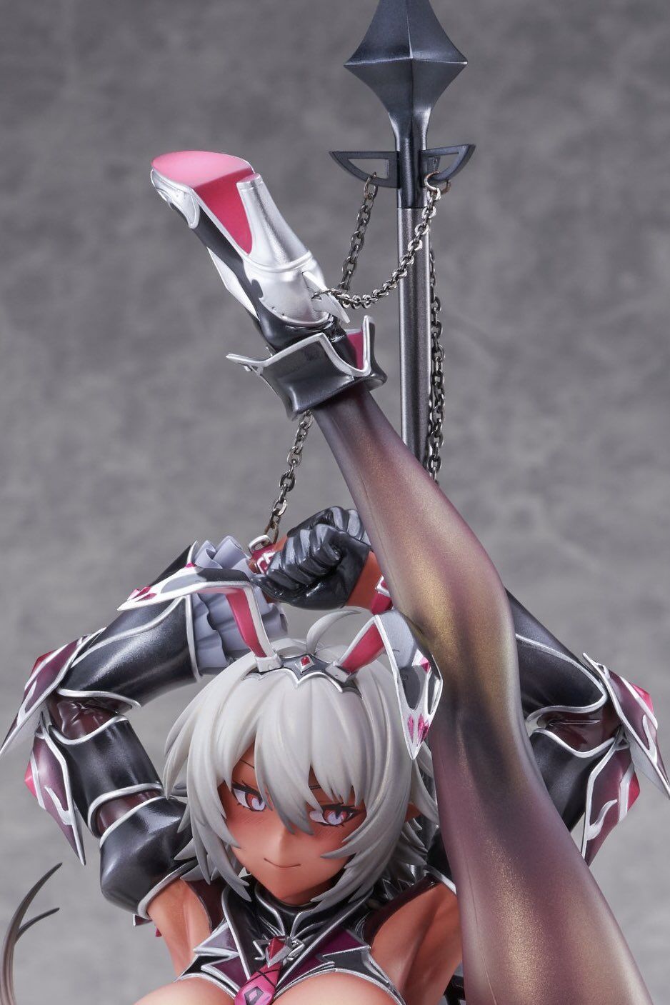 Captive Knight Zephyria Brown Ver.