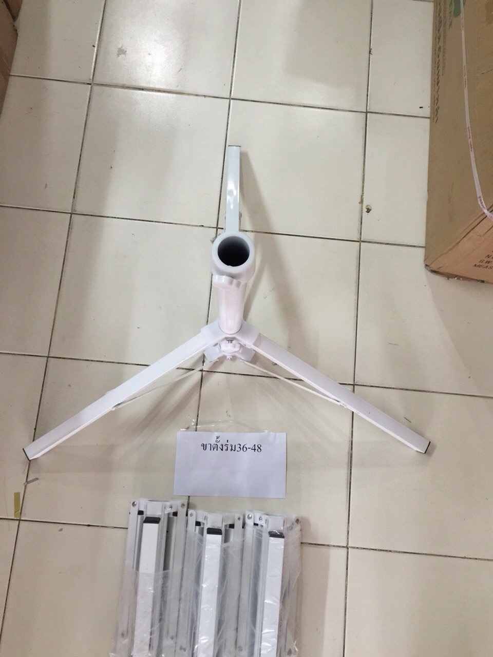 ขาตั้งร่ม 36-48