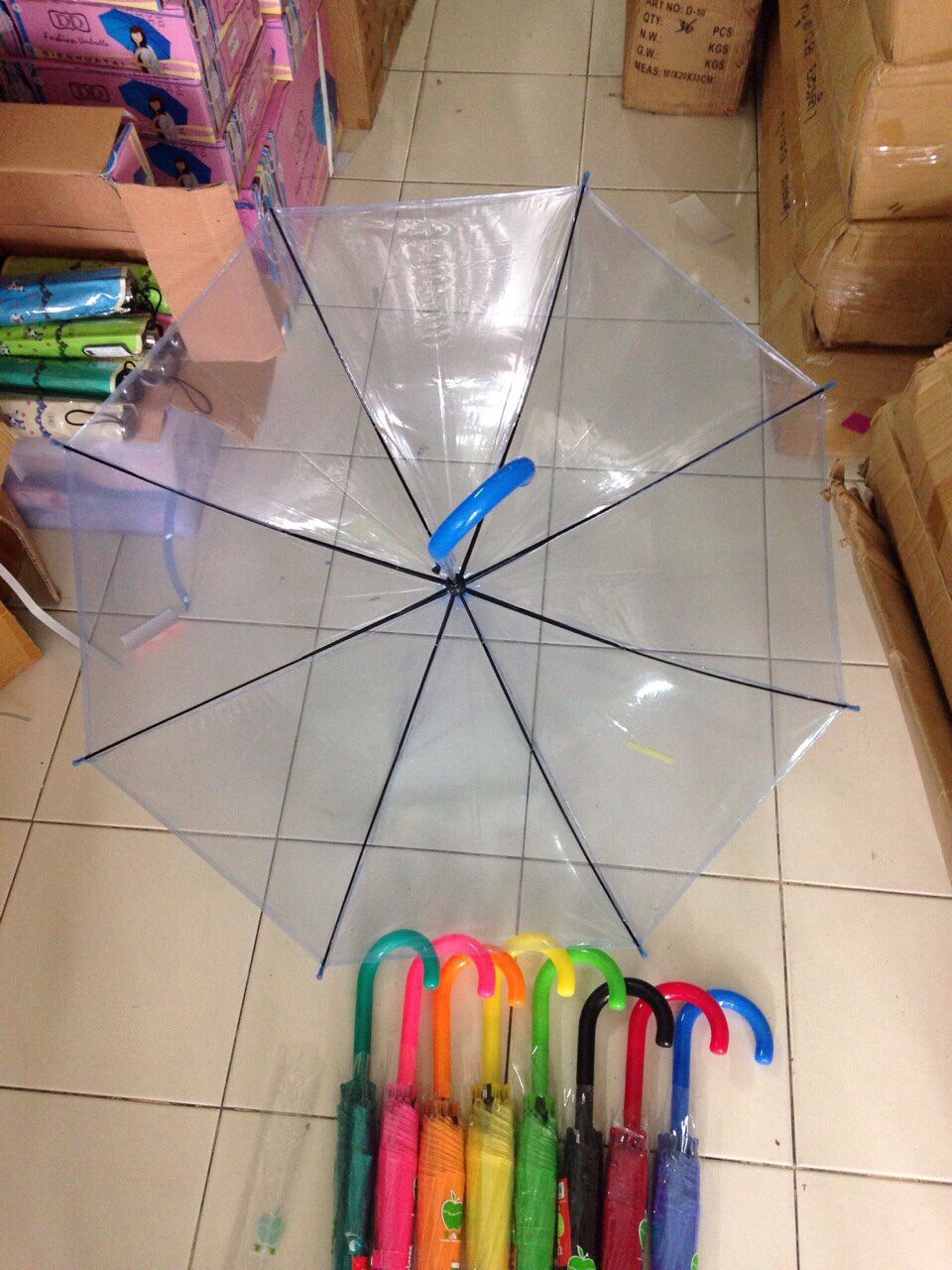 ร่มใส คละ สี 22 นิ้ว