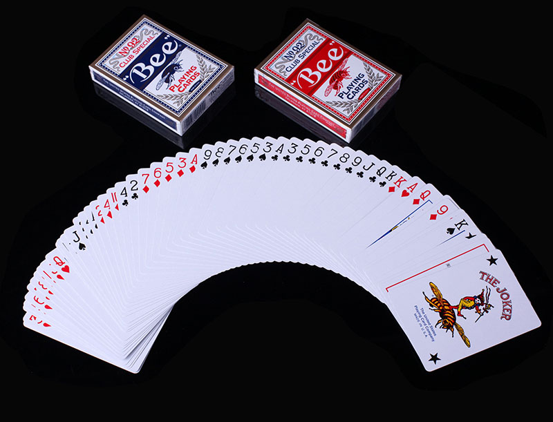 Bee No.92 Premium Club Special Playing Cards (สีแดง/Red)