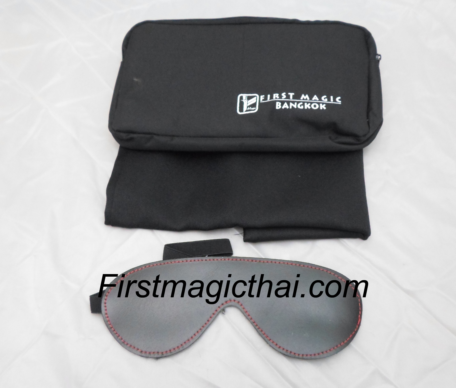 มายากล ผ้าปิดตา