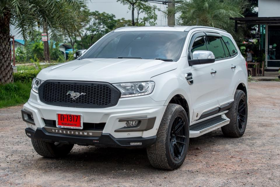 ชุดแต่ง Ford Everest 2016 By Freefrom F8