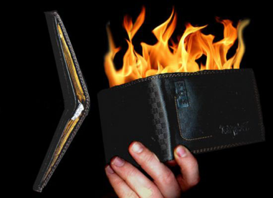 กระเป๋าไฟ Tora (Fire Wallet)