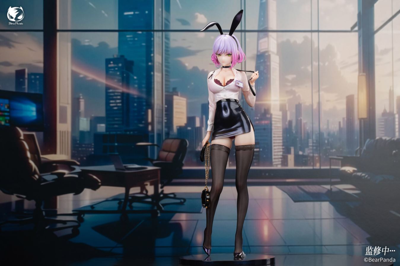 Luna Bunny Girl