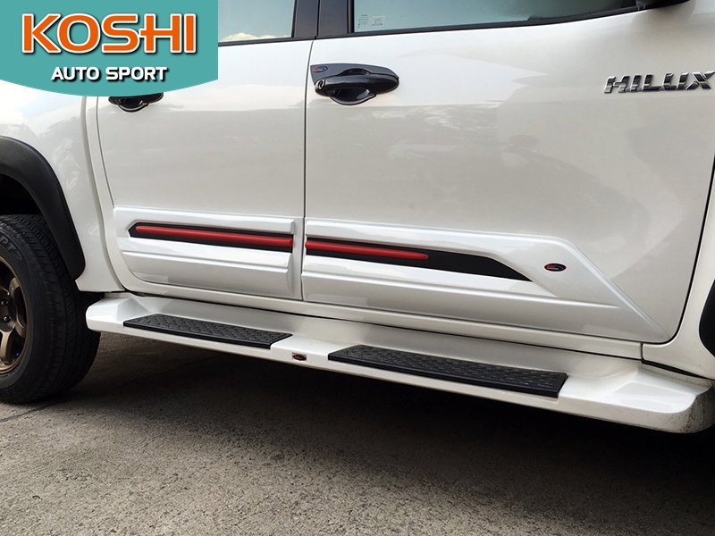 กาบข้าง V.3 สีตามตัวรถ Toyota Revo ยี่ห้อ AOS