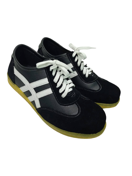 รองเท้าเซฟตี้ รุ่นตองพีหนังกลับสีดำล้วนแถบขาวคู่ ไซส์37-45