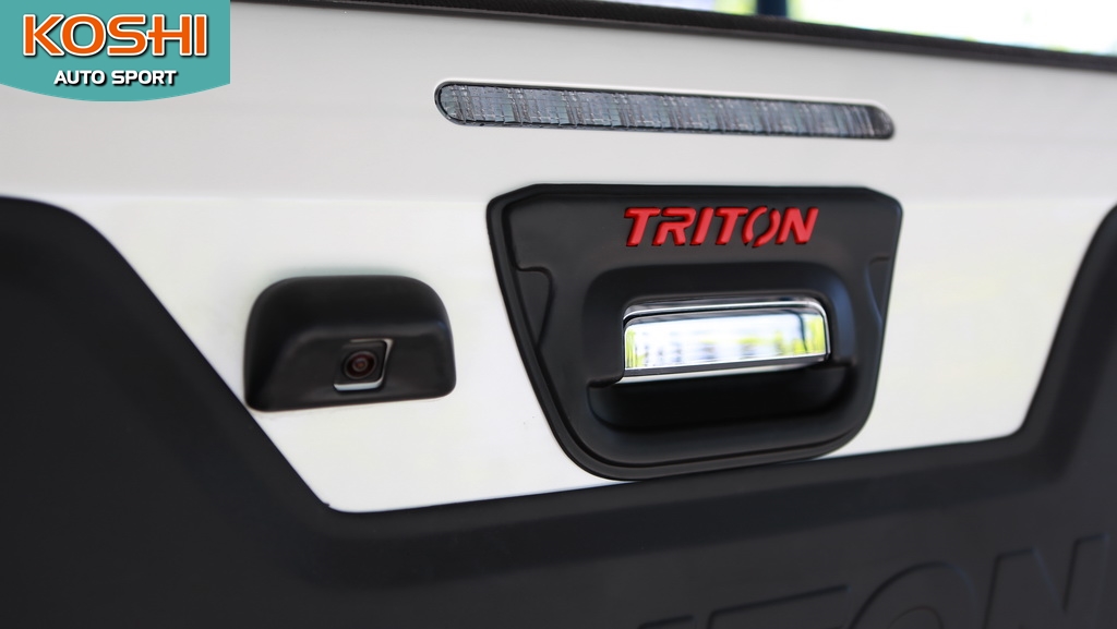 ครอบมือเปิดท้าย+ครอบกล้องมองหลัง สีดำ Mitsubishi Triton 2016 ยี่ห้อ AOS