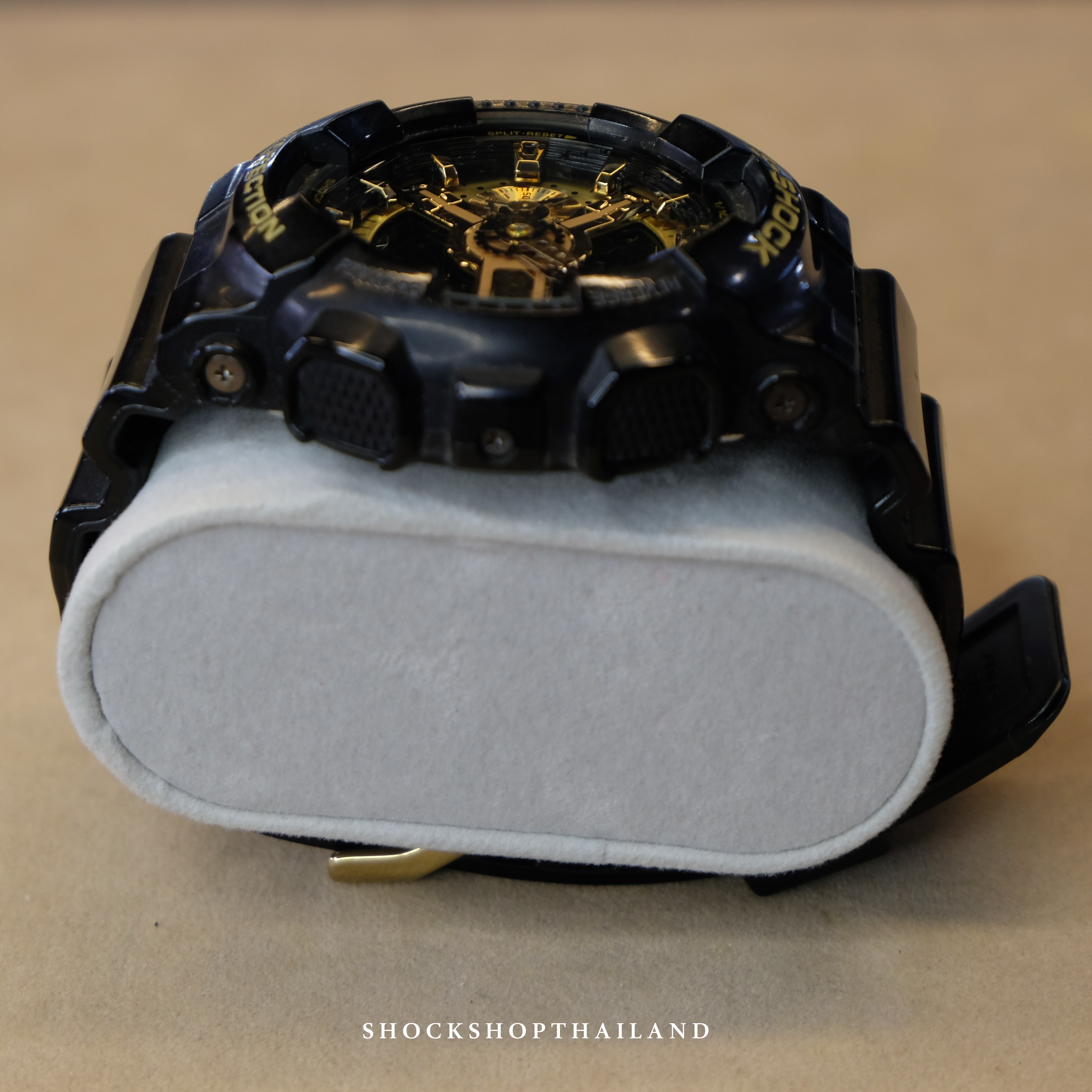 Casio G-Shock นาฬิกาผู้ชาย มือสอง ของแท้ รุ่น GA-110GB-1A ซีรีส์ GA-110 จีช็อค