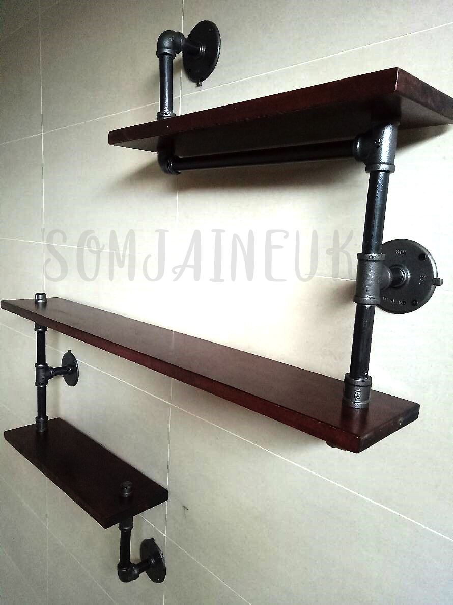 ชั้นวางของติดผนังสไตล์ Loft 3 ชั้น พร้อมราวแขวน คุณภาพดี ราคาถูกใจ