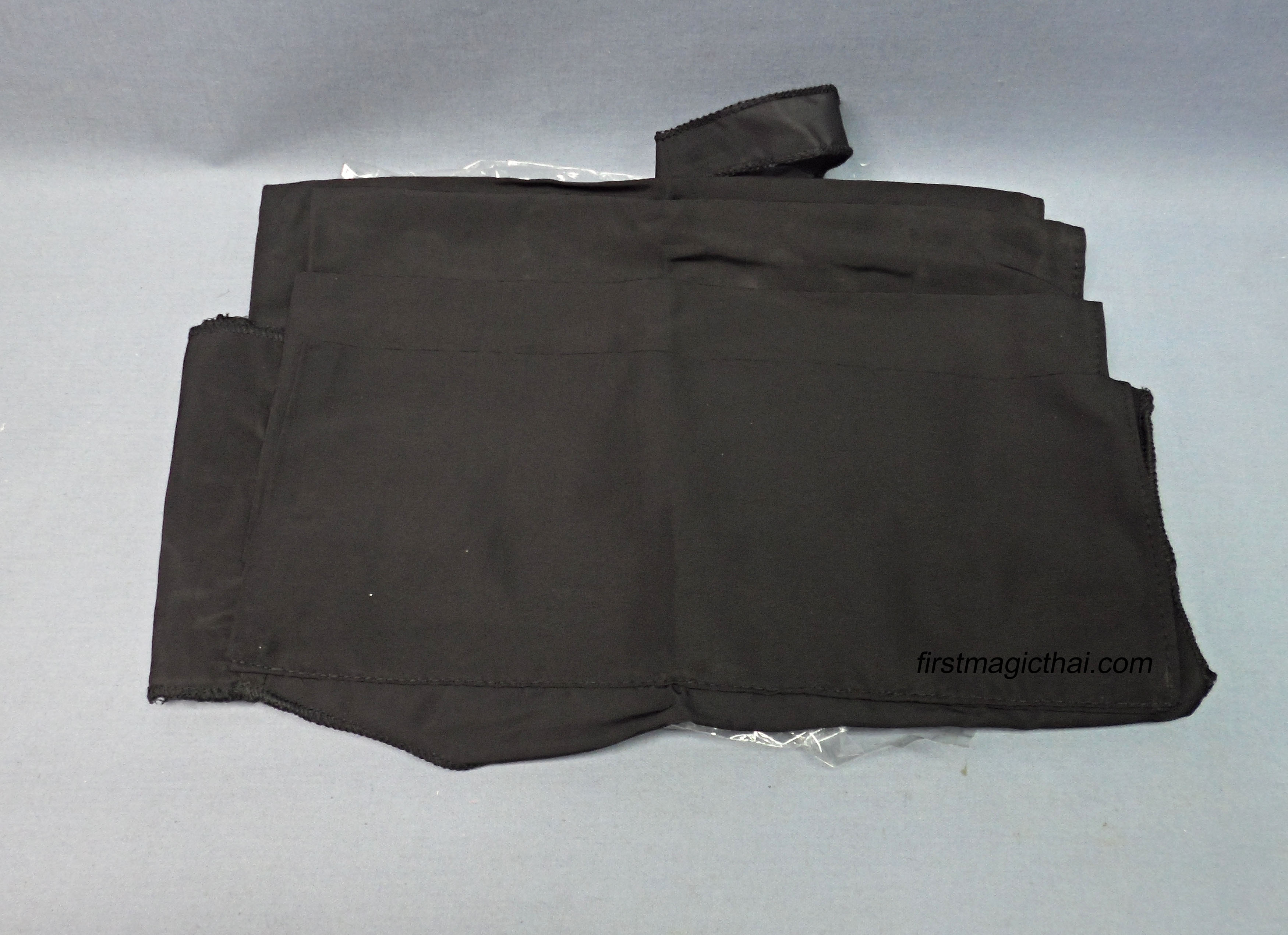 อุปกรณ์ เสื้อซ่อนนก