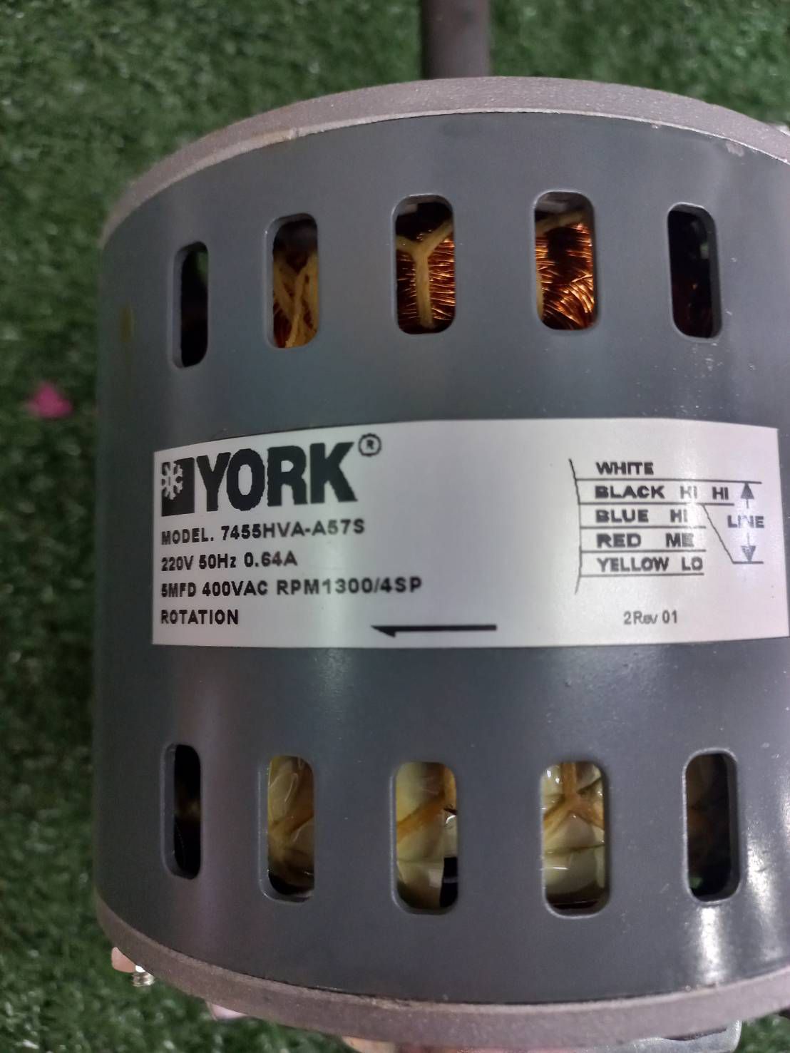 มอเตอร์คอยล์เย็น 7455HVA-A57S แกนยาว 7 นิ้ว (แกนยาวปานกลาง)