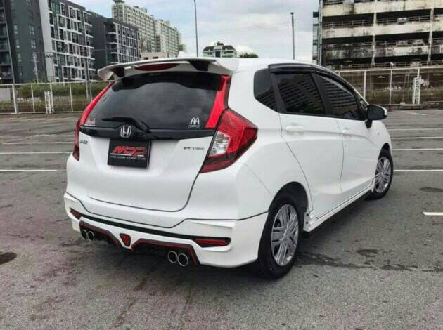ชุดแต่ง Honda Jazz 2017 By PSD
