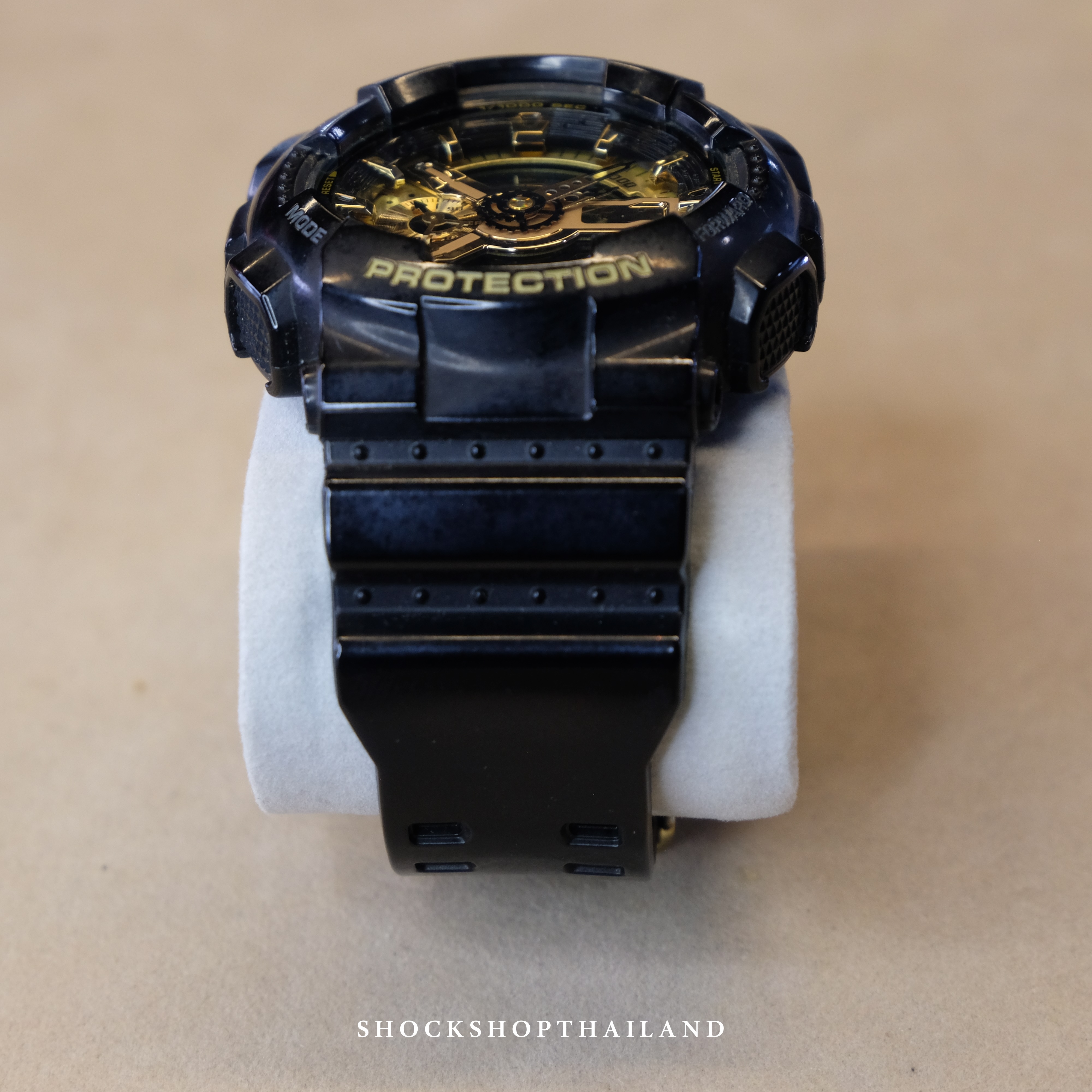 Casio G-Shock นาฬิกาผู้ชาย มือสอง ของแท้ รุ่น GA-110GB-1A ซีรีส์ GA-110 จีช็อค