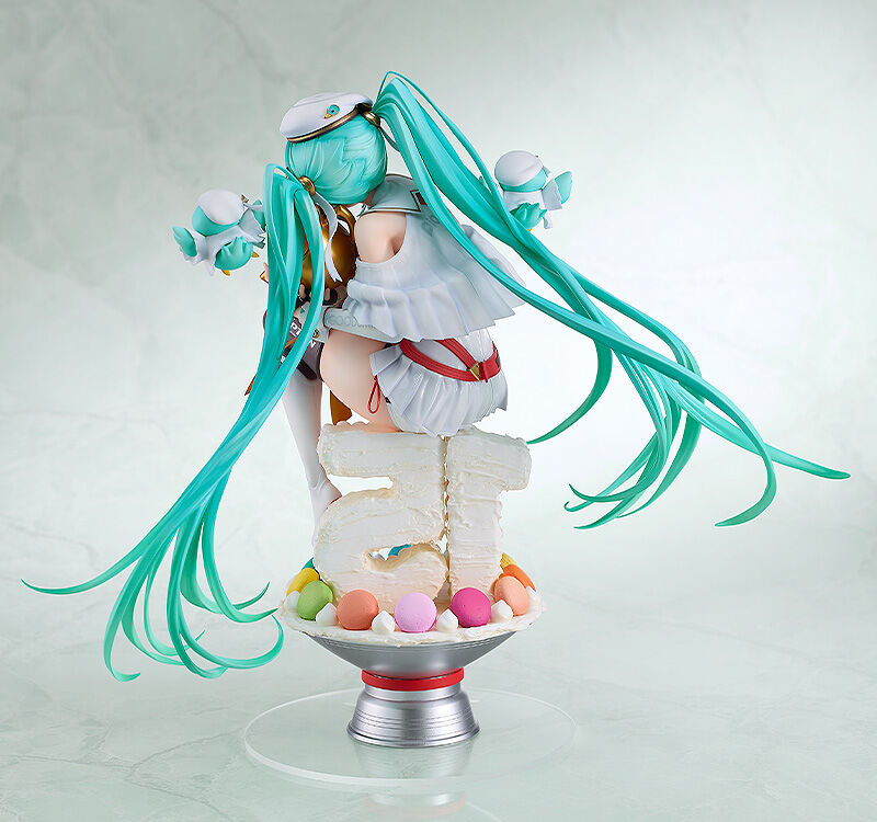 Racing Miku 2023 15th Anniversary Ver.