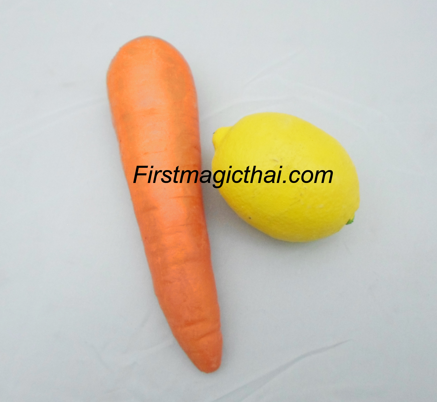 แครอท ปลอม(Latex Carrot)