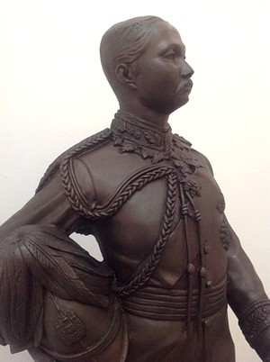 รูปหล่อ เสด็จพ่อ รัชกาลที่ 5 พิมพ์ใหญ่ ประทับยืน สูง 100 cm