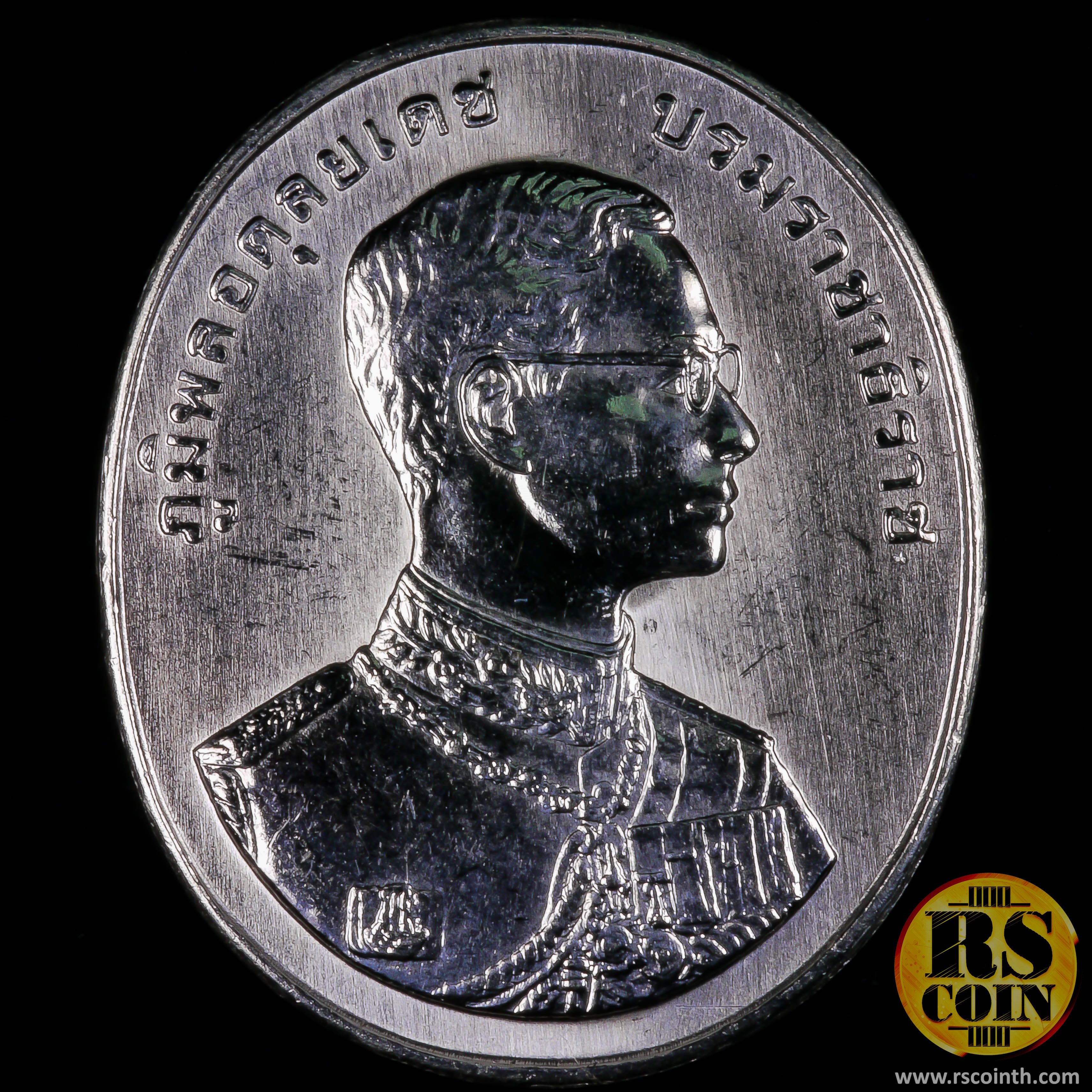 ชุดเหรียญเงิน เหรียญที่ระลึกพระพุทธปัญจภาคีขนาด 3 ซม. (เซ็ต 5 เหรียญพร้อมกล่องสะสม)