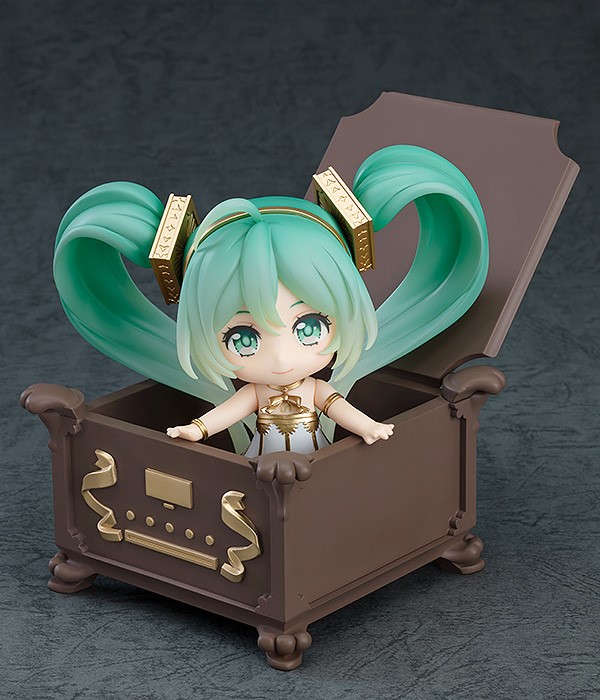 Nendoroid Hatsune Miku Symphony 5th Anniversary Ver.