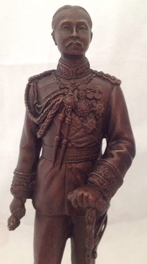 พระบรมรูป รัชกาลที่5 ชุดทหาร ประทับยืน รมดำมันปู 5นิ้ว