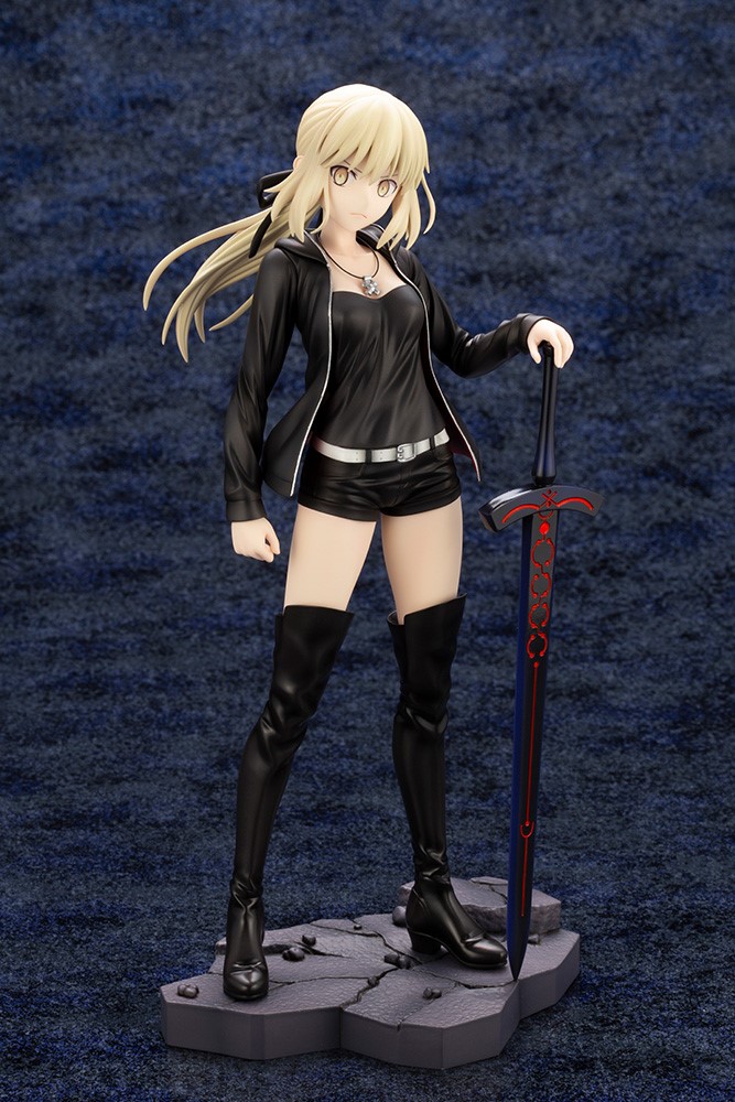 Saber/Altria Pendragon Casual ver. (Re-run)