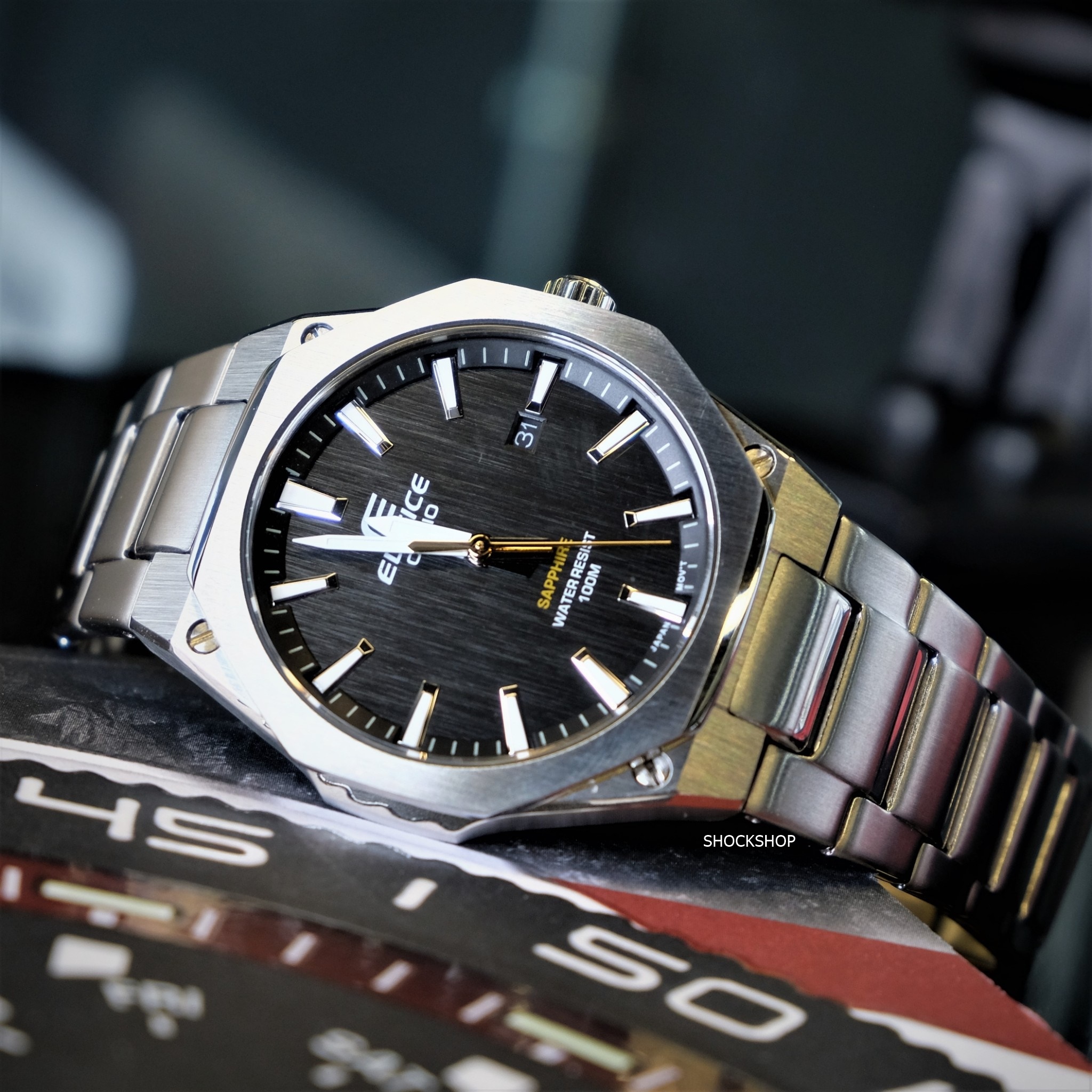 นาฬิกาผู้ชาย Casio Edifice รุ่น EFR-S108D-1AV คาสิโอ