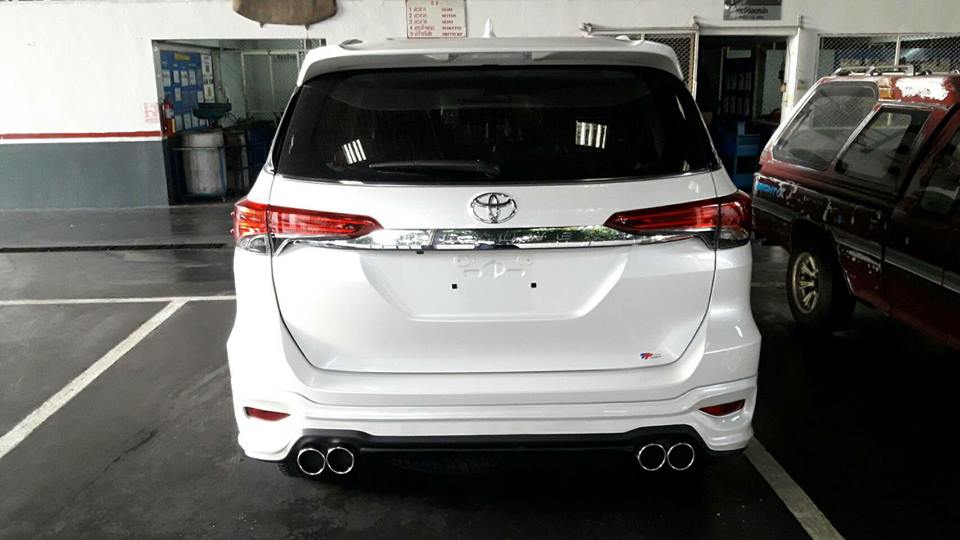 ชุดแต่ง Toyota Fortuner 2015 By M-Rider V1