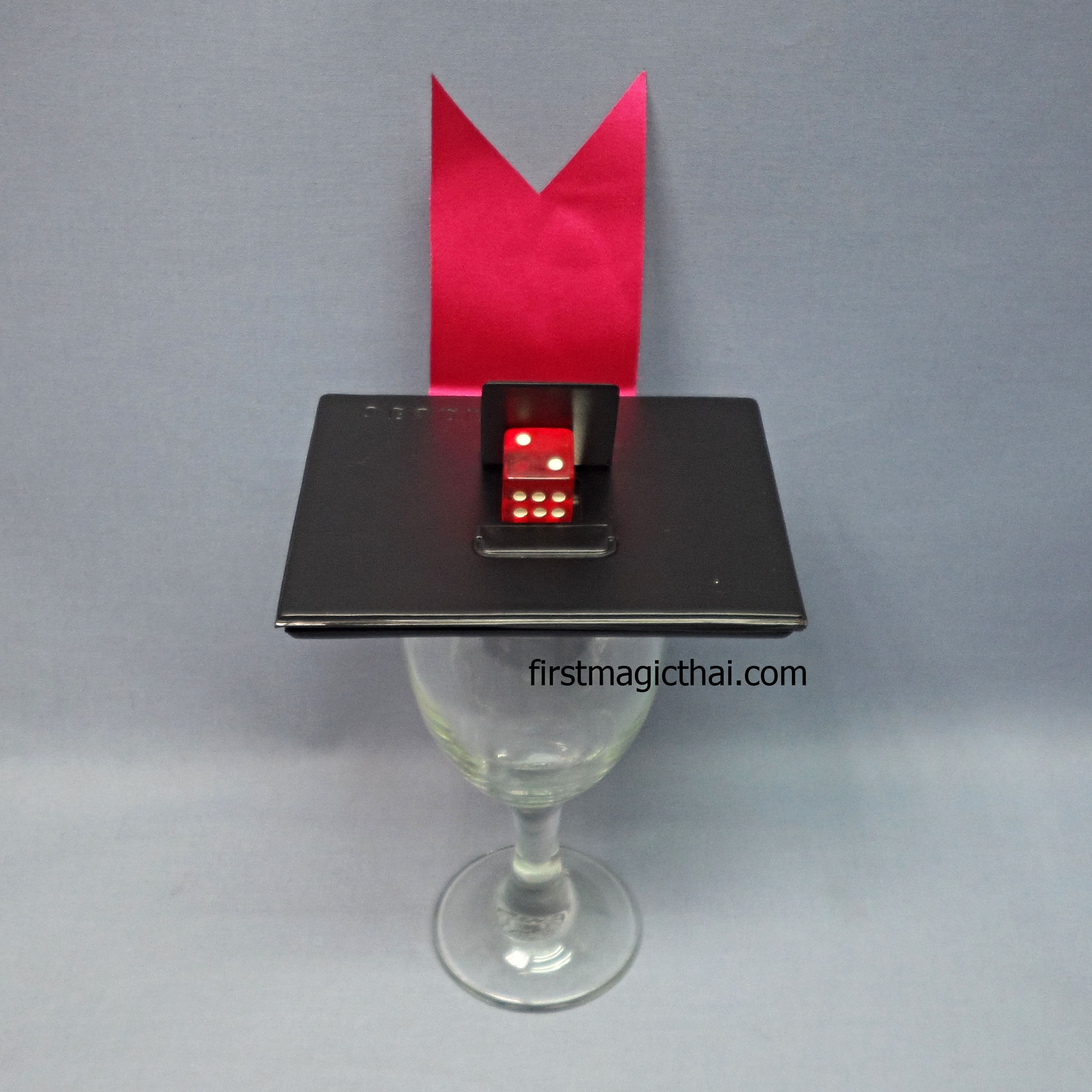 เต๋าทะลุกระจก / Dice Through Mirror