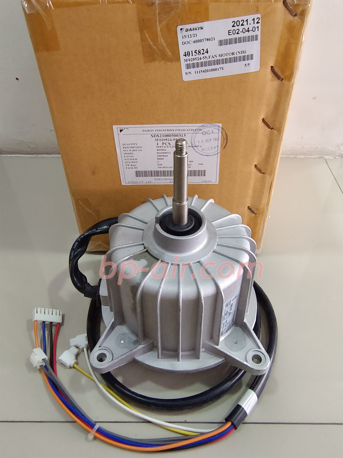 มอเตอร์คอยล์ร้อน RNQ30MY2S