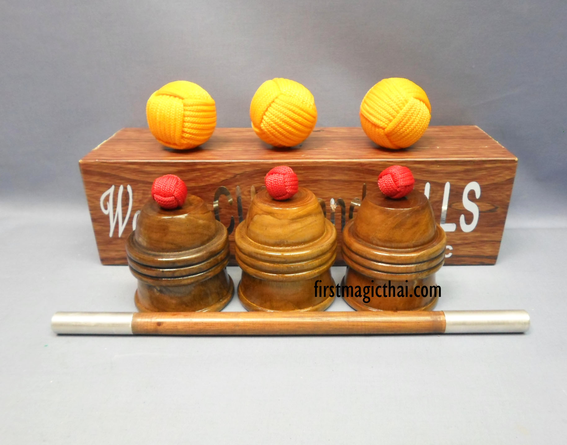 ถ้วย3ใบ ไม้ / Wood Cups & Balls