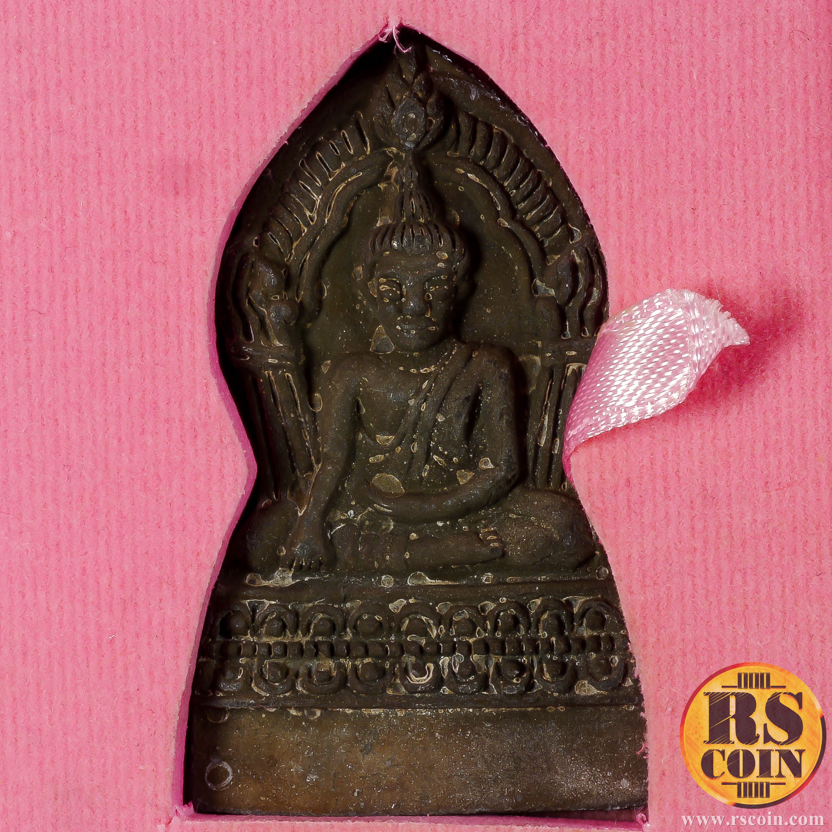 สมเด็จพระพุฒาจารย์ (เกี่ยว อุปเสโณ) ชุดเบ็ญจภาคีมหามงคล พระยอดขุนพลเนื้อชิน