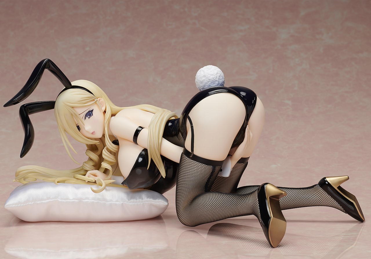 Celia Cumani Aintree Bunny Ver.