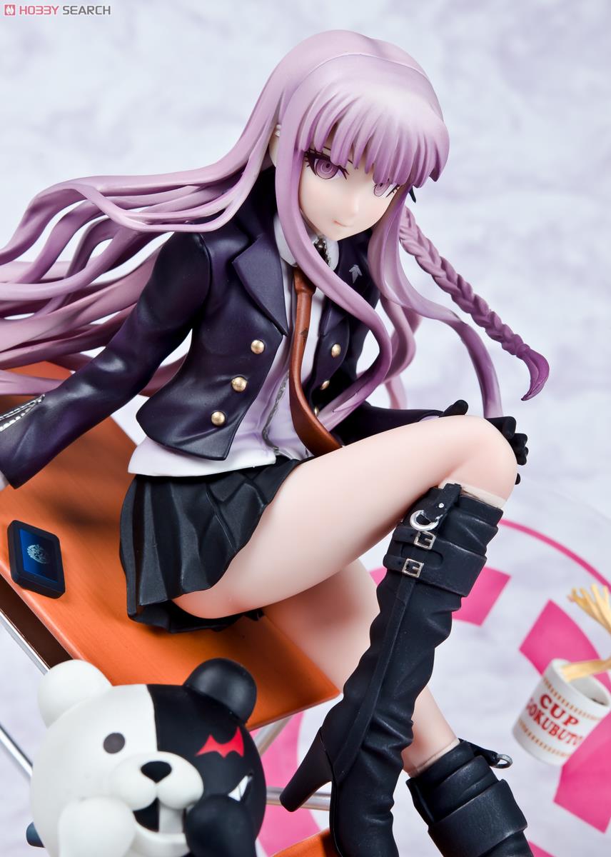 Kyoko Kirigiri 1/8 Phat Company