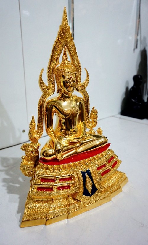 พระพุทธชินราช หน้าตัก 5 นิ้ว กะหลั่ยทอง ฐานสูง