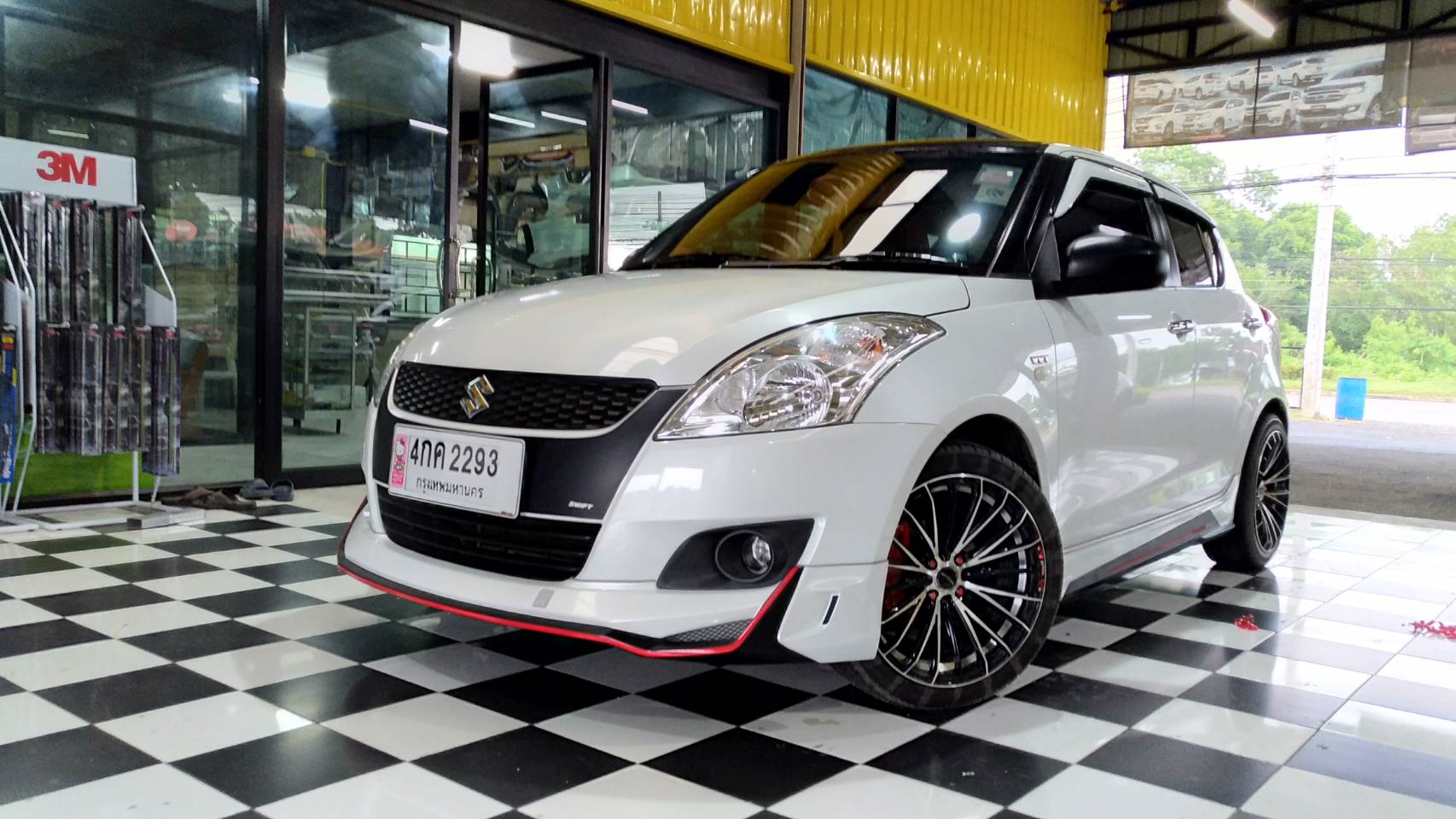 ชุดแต่ง Suzuki Switf 2013 รุ่น Drive 68
