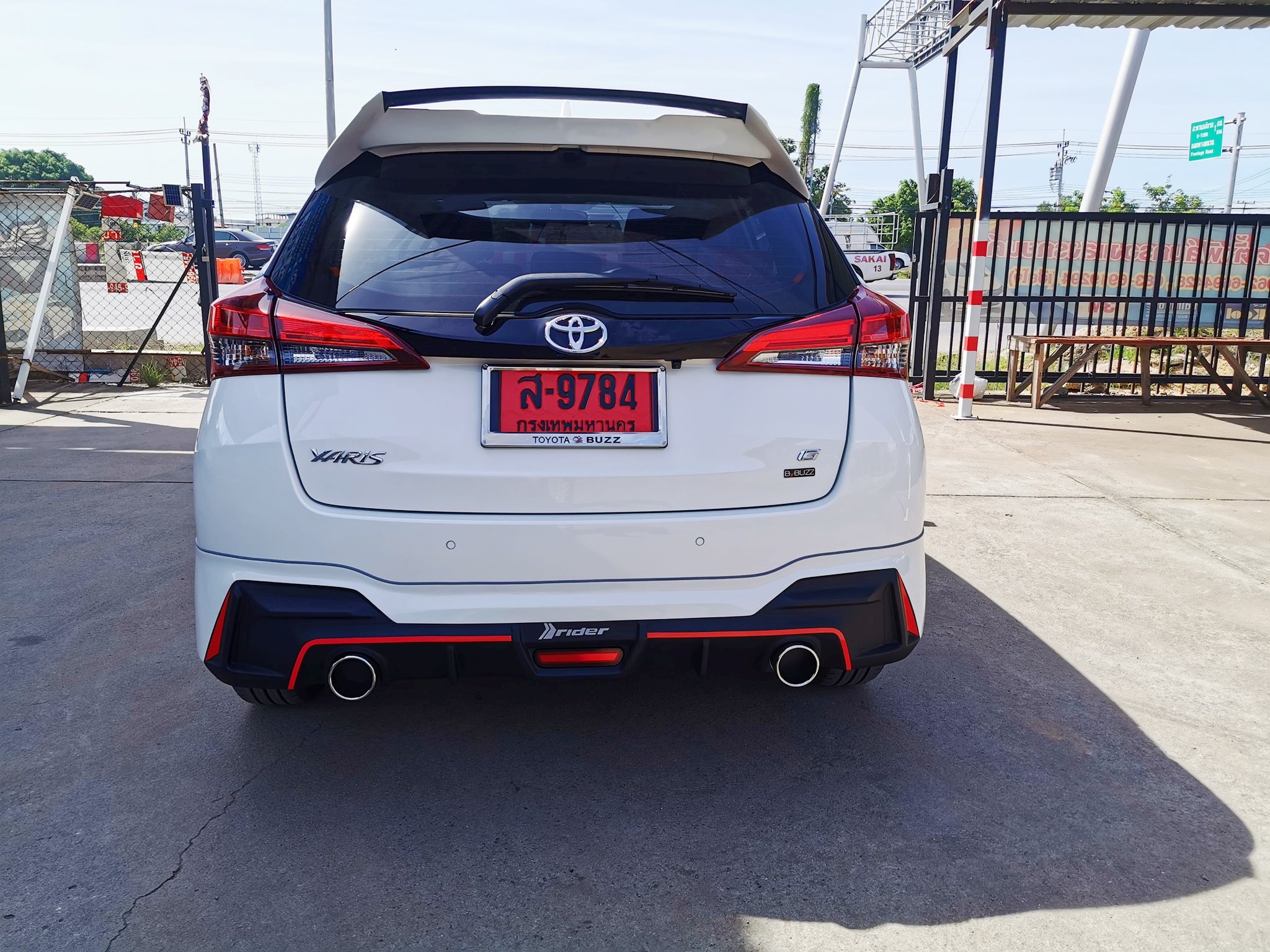 ชุดแต่ง Toyota Yaris Ativ 5D 2017 By M Rider V1