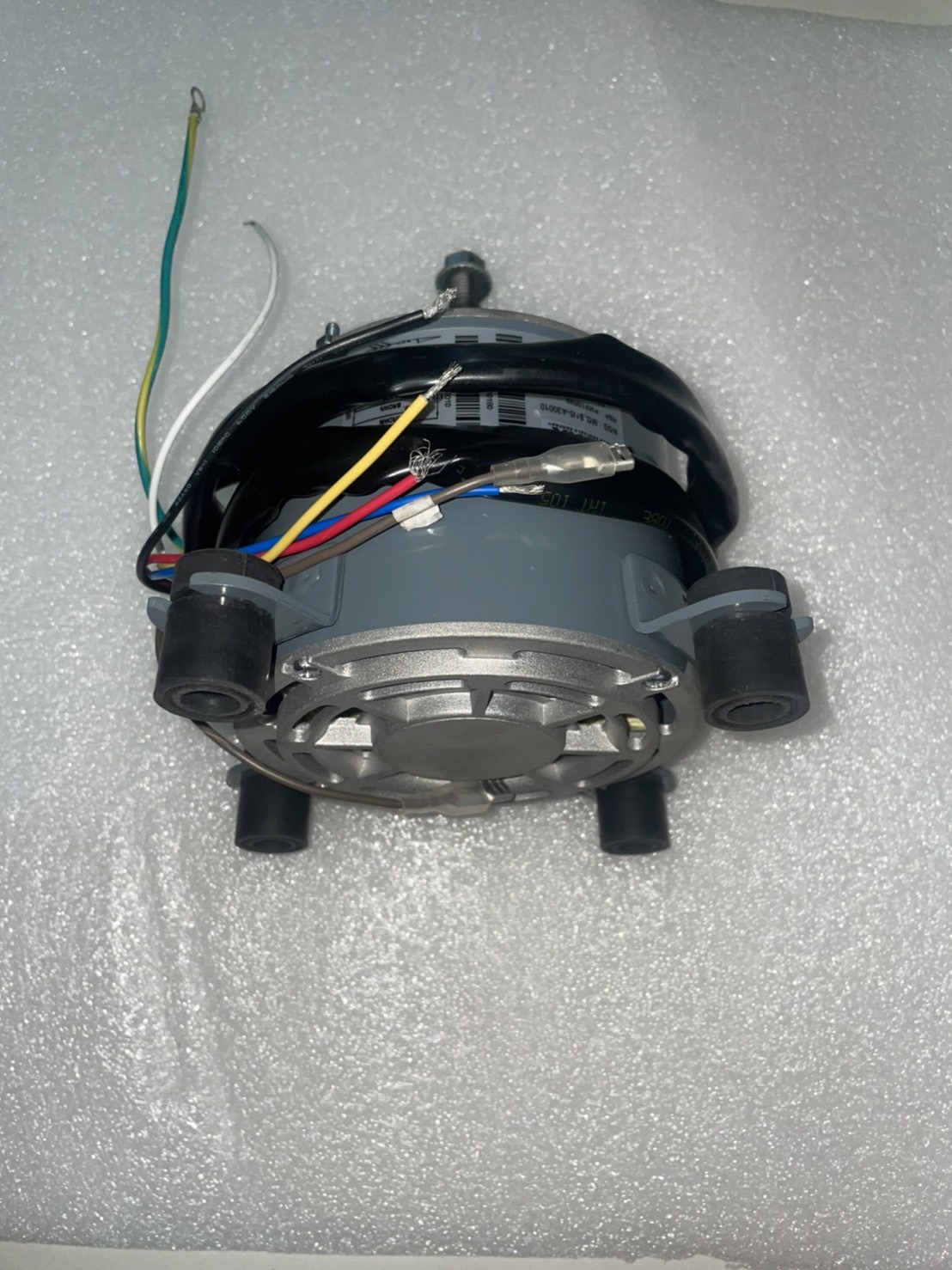 มอเตอร์คอยล์เย็น แอร์ฝังฝ้า 4 ทิศทาง YORK PM310699