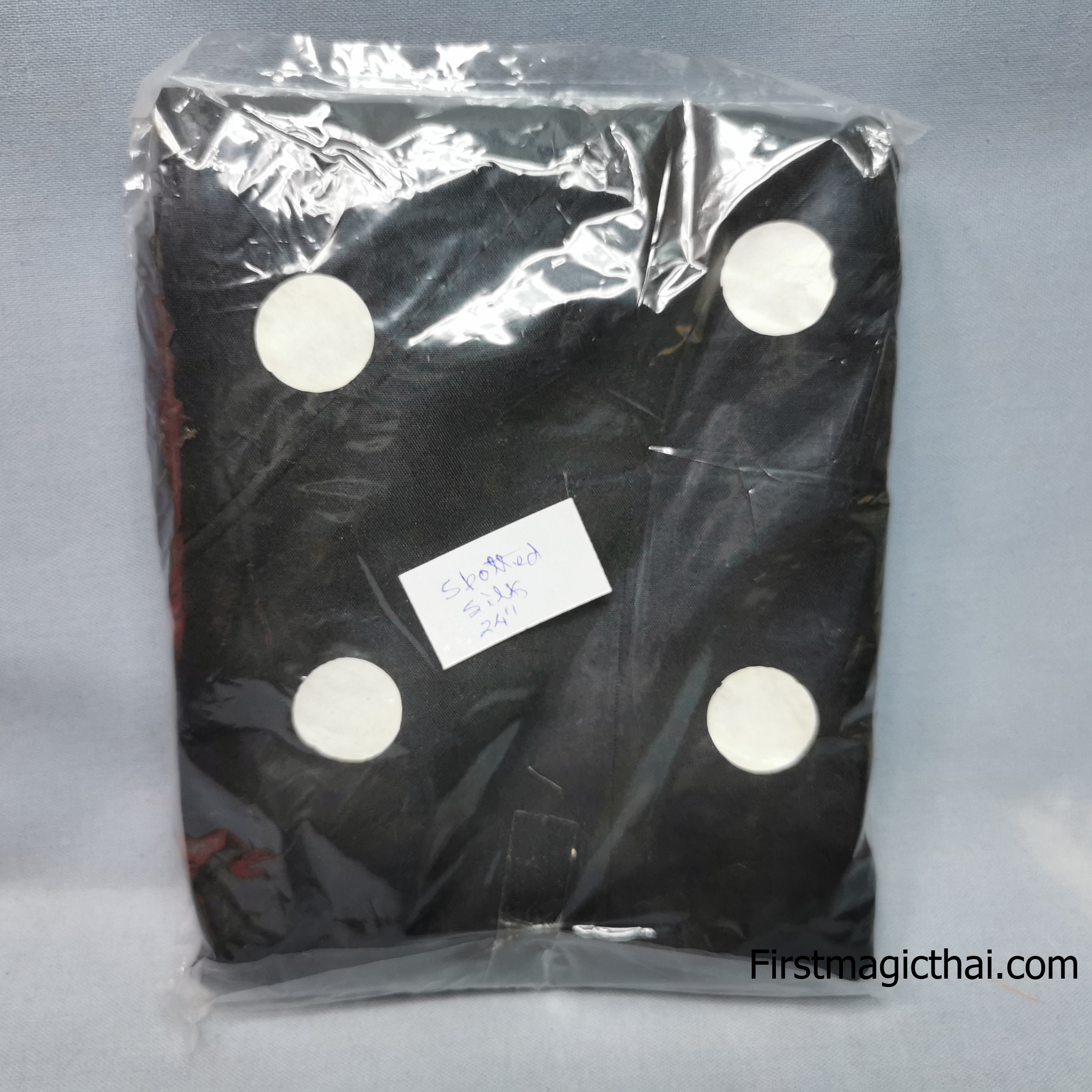 ผ้าสะบัดจุด รุ่น 24นิ้ว / Dot Silk 24in