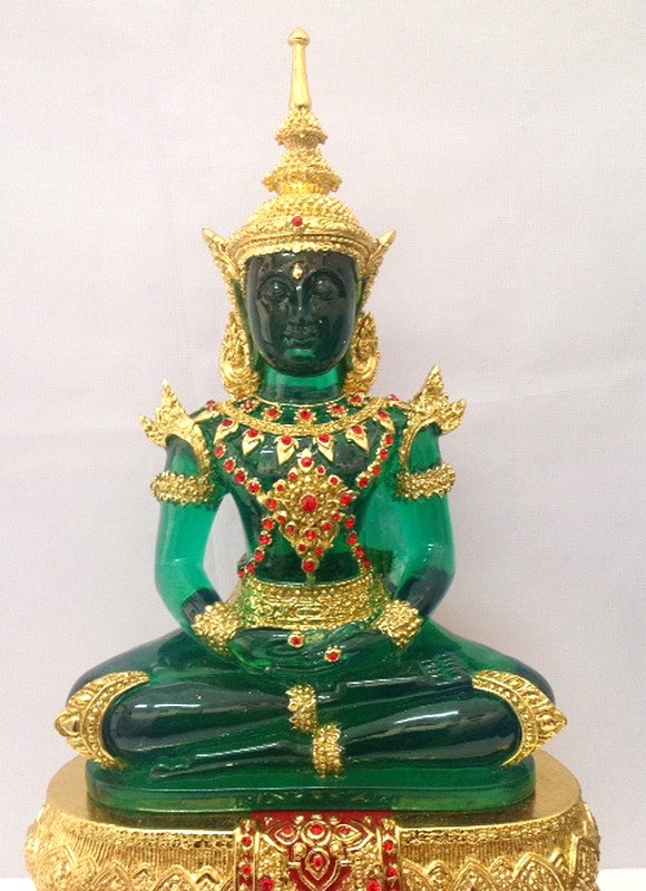 พระแก้วมรกต 9นิ้ว ชุดฤดูร้อน ทองเค